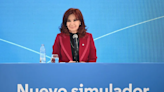 Cristina Kirchner: "Hablando de los simuladores de vuelo, alguien debería inventar un simulador de presidentes"