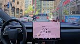 Un Tesla autónomo hizo 50 kilómetros sin que nadie toque el volante: mirá el video
