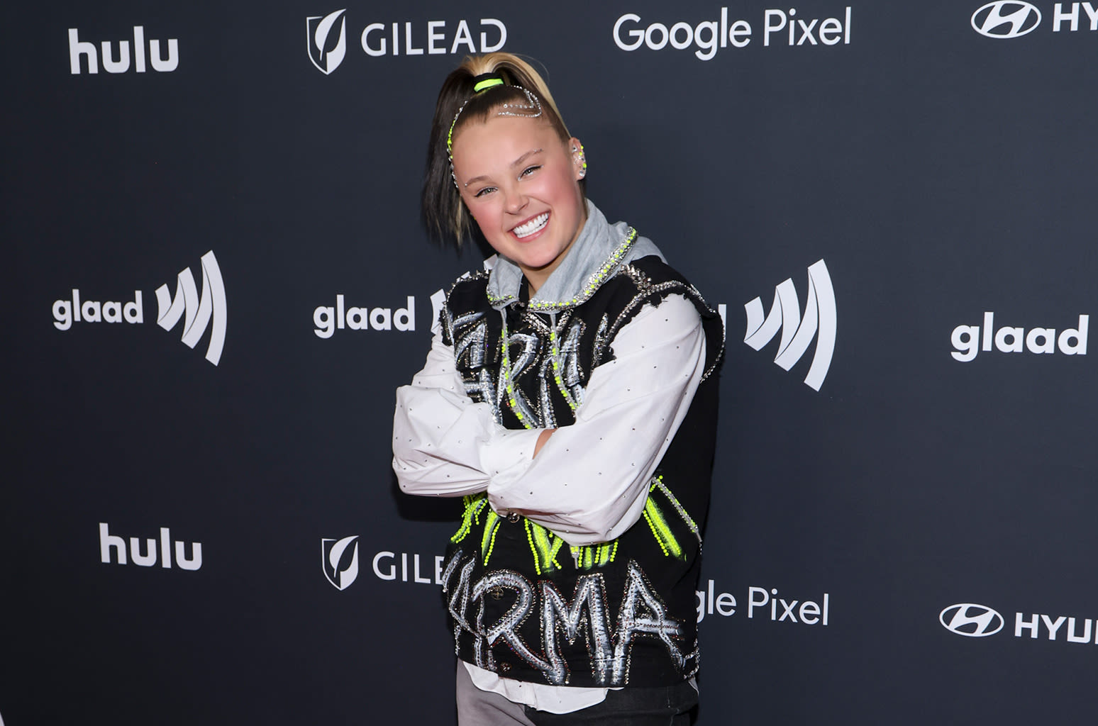 JoJo Siwa Is Amped in Teaser For ‘Choose Ur Fighter’ Single: ‘Ready or Not… Here It Comes’