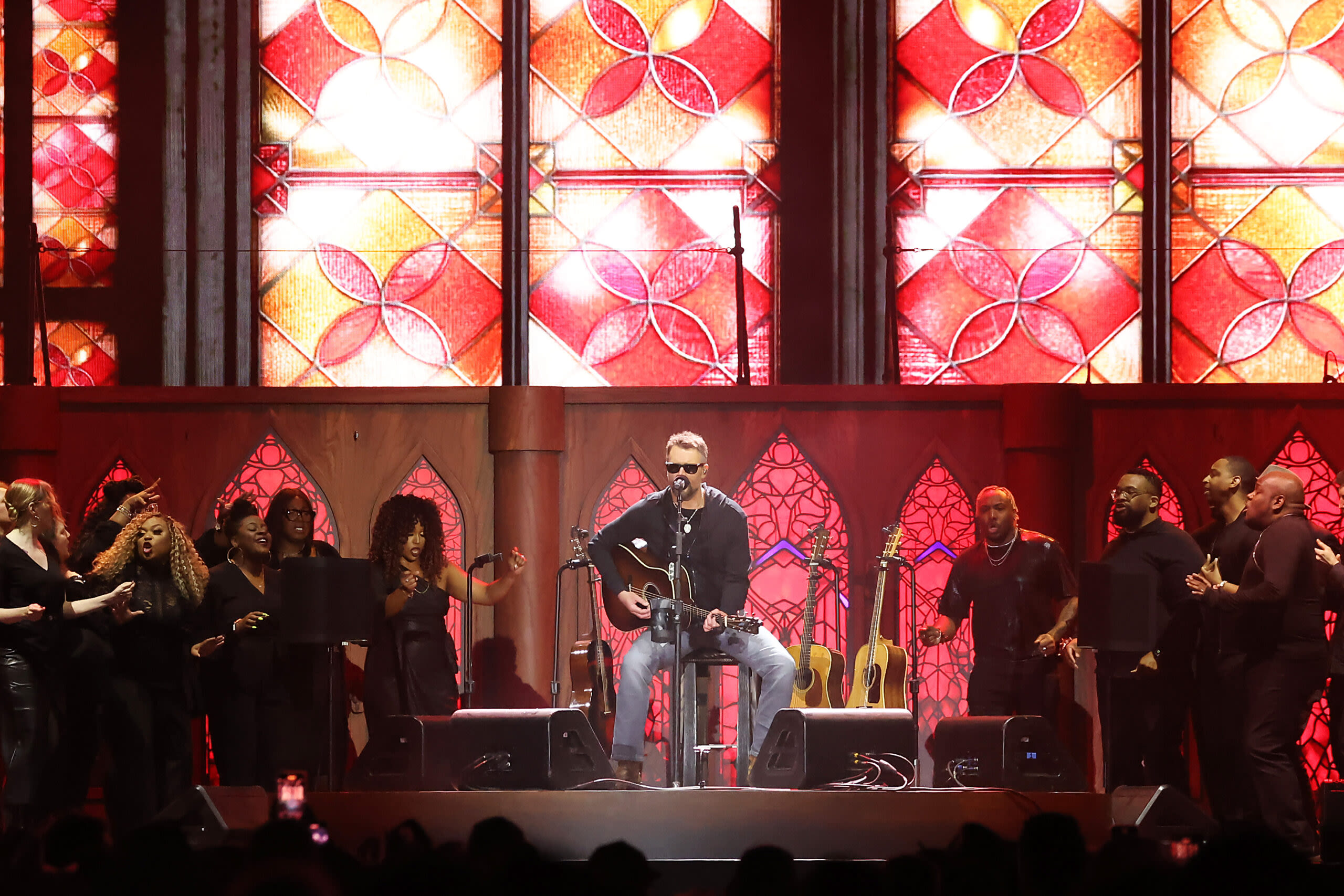 Eric Church Addresses Backlash To His Unconventional Stagecoach Set