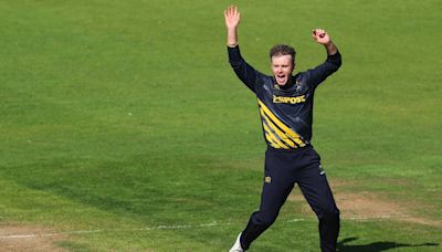 Crane makes Glamorgan loan move permanent with three-year deal