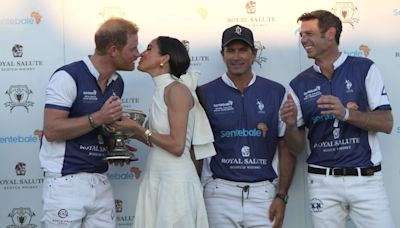 Meghan Markle evita que una mujer pose junto a Harry en un torneo benéfico