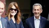 Carla Bruni court les festivals en Italie, Nicolas Sarkozy joue les assistants guitare