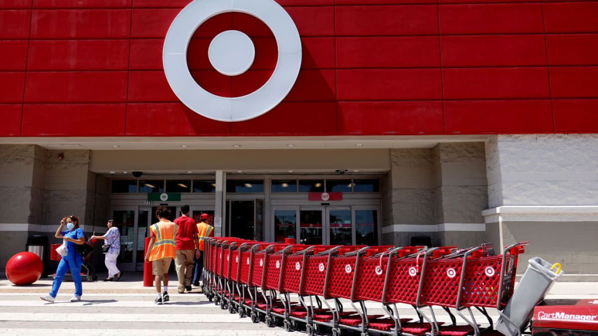 Target to hire approximately 100,000 seasonal workers for upcoming holidays