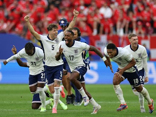 A falta de buen juego, Inglaterra apuesta por el sacrificio y la competitividad