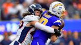 Los Angeles Chargers QB Justin Herbert suffers right index fracture vs. Denver Broncos