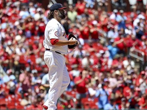 Lynn pitches 6 sparkling innings as the Cardinals blank the Reds 2-0 for a 4-game series split