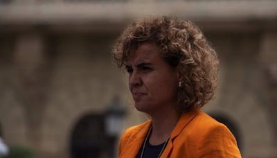 Montserrat acusa a Sánchez de "activar el relato del fango para tapar la corrupción que les rodea": "No callaremos"