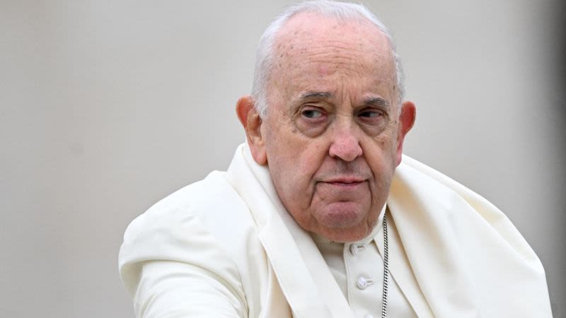 Pope Francis says his conservative critics in the church have a ‘suicidal attitude’ | CNN