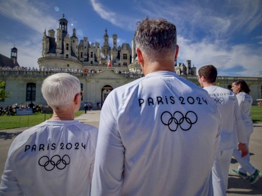 El gobierno talibán no reconoce a las atletas mujeres en la delegación afgana en París-2024