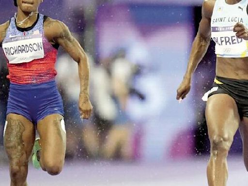 Richardson upset, settles for silver in women’s 100