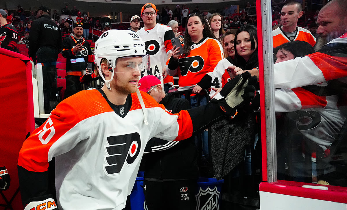 Flyers re-sign young depth defenseman to 2-year contract