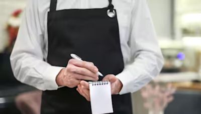 British Man Orders Fish And Chips In Indian Restaurant. Here’s What Happens Next - News18