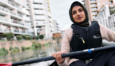 Muslim women break taboos; navigate east London's waterways in paddle sports