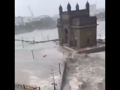 Gateway of India flooded as heavy rains lash Mumbai, shocking video goes viral: Watch