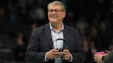 Connecticut's Geno Auriemma becomes third college basketball coach to reach 1,200 wins