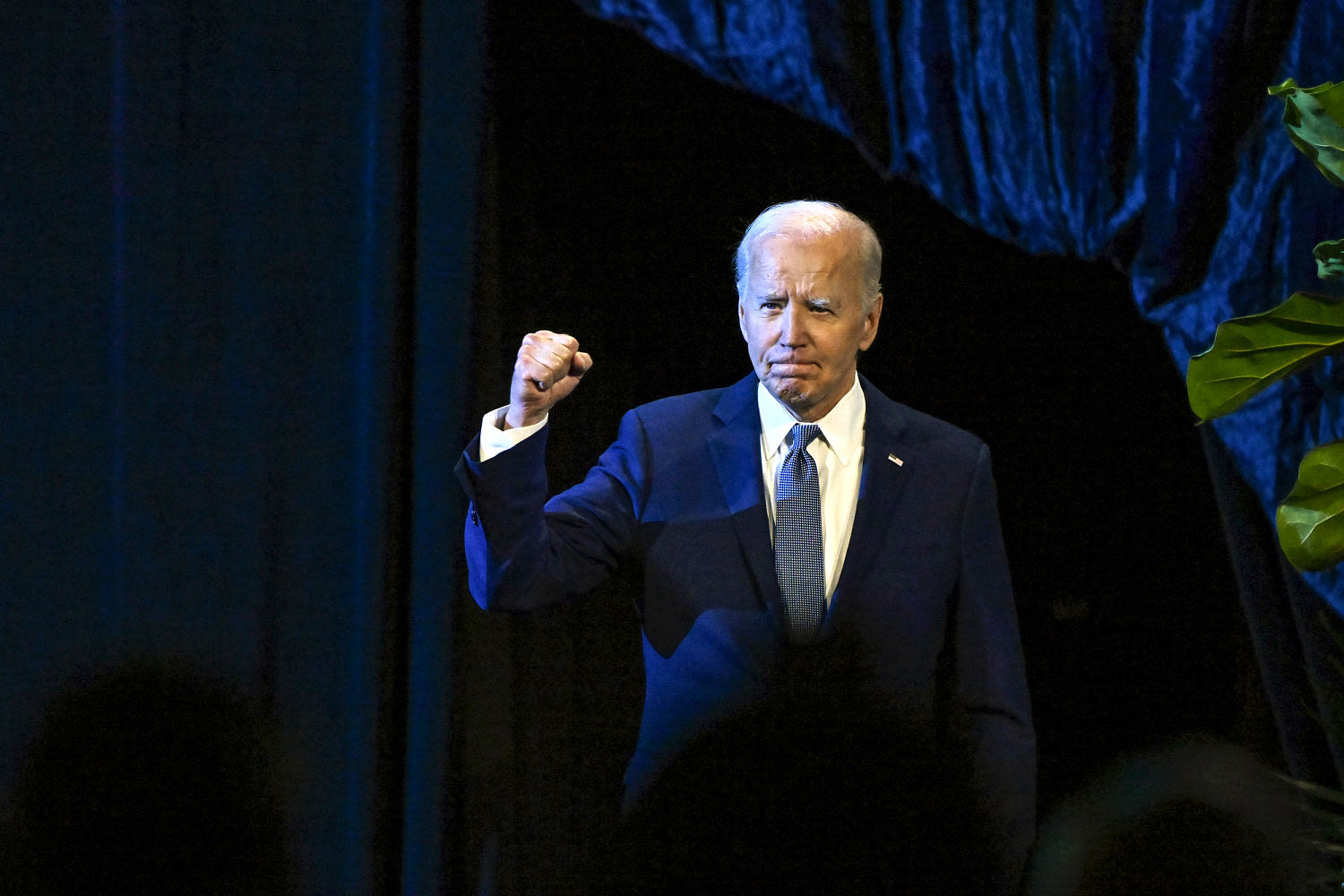 Biden remains publicly defiant amid growing Democratic opposition: From the Politics Desk