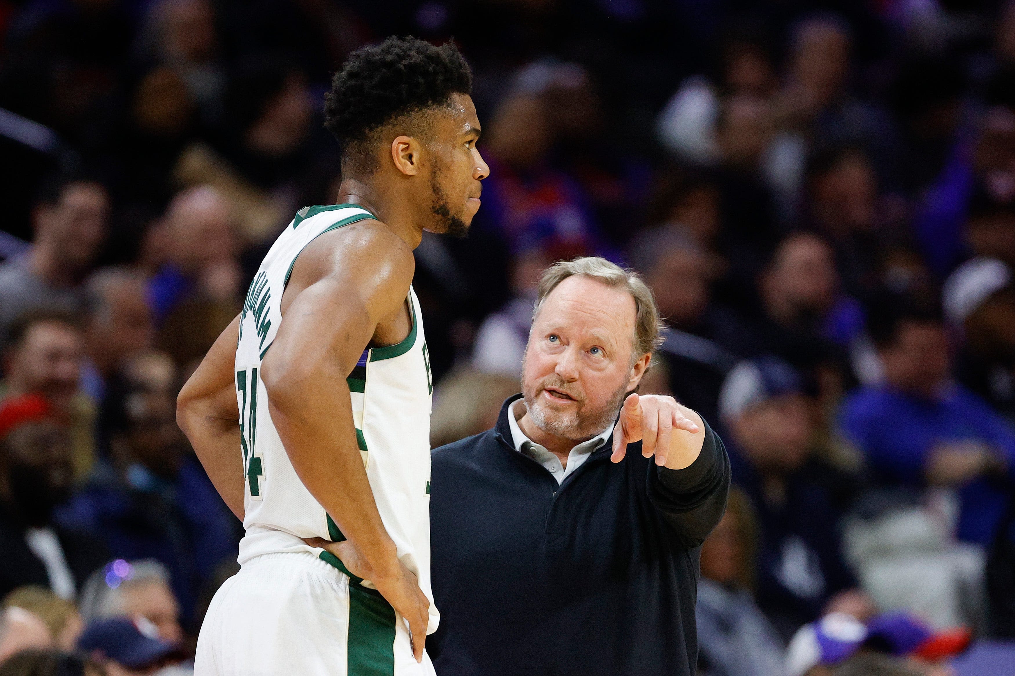 Can the Phoenix Suns be repaired? 8 conversations Mike Budenholzer needs to have