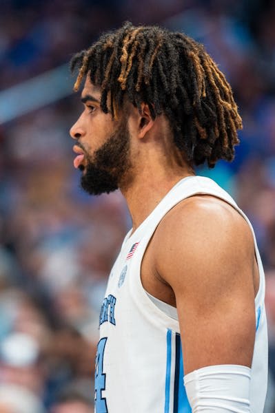 RJ Davis returning for fifth season with UNC basketball