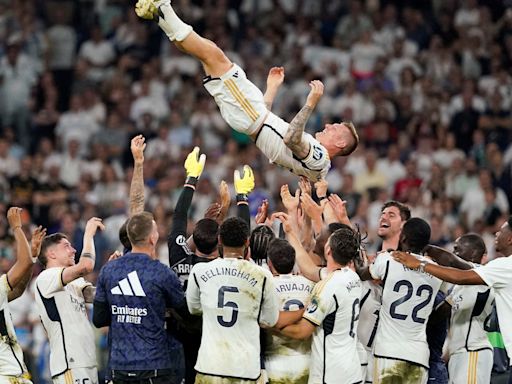 Kroos bids emotional farewell to Real fans