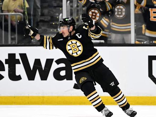 Bruins’ Brad Marchand Trolls Leafs with 2-Word Statement