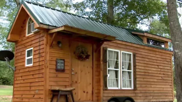 Tiny House Hunting Season 1 Streaming: Watch & Stream Online via Amazon Prime Video & Hulu