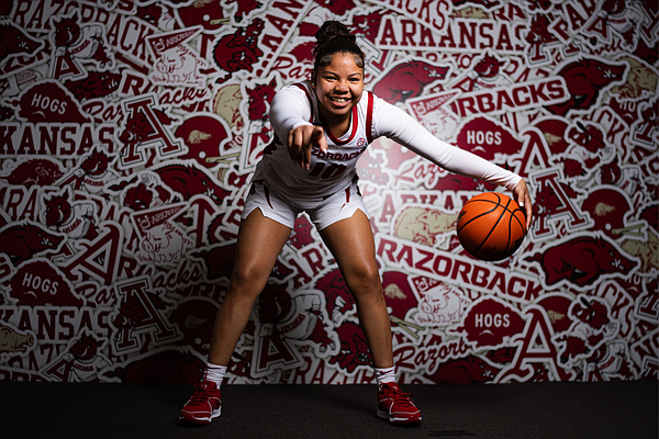 Arkansas women’s basketball gains commitment from JUCO player of the year Kiki Smith | Northwest Arkansas Democrat-Gazette