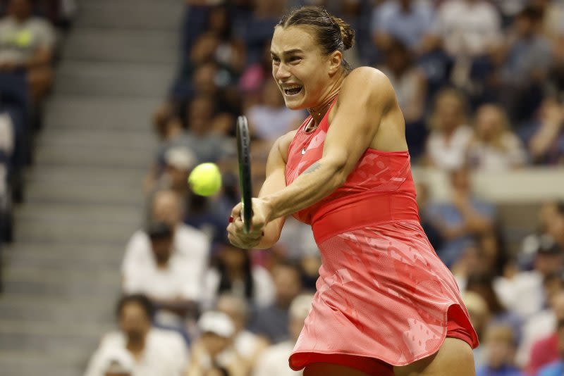 French Open: Sabalenka, Medvedev advance as rain continues impact on Day 5