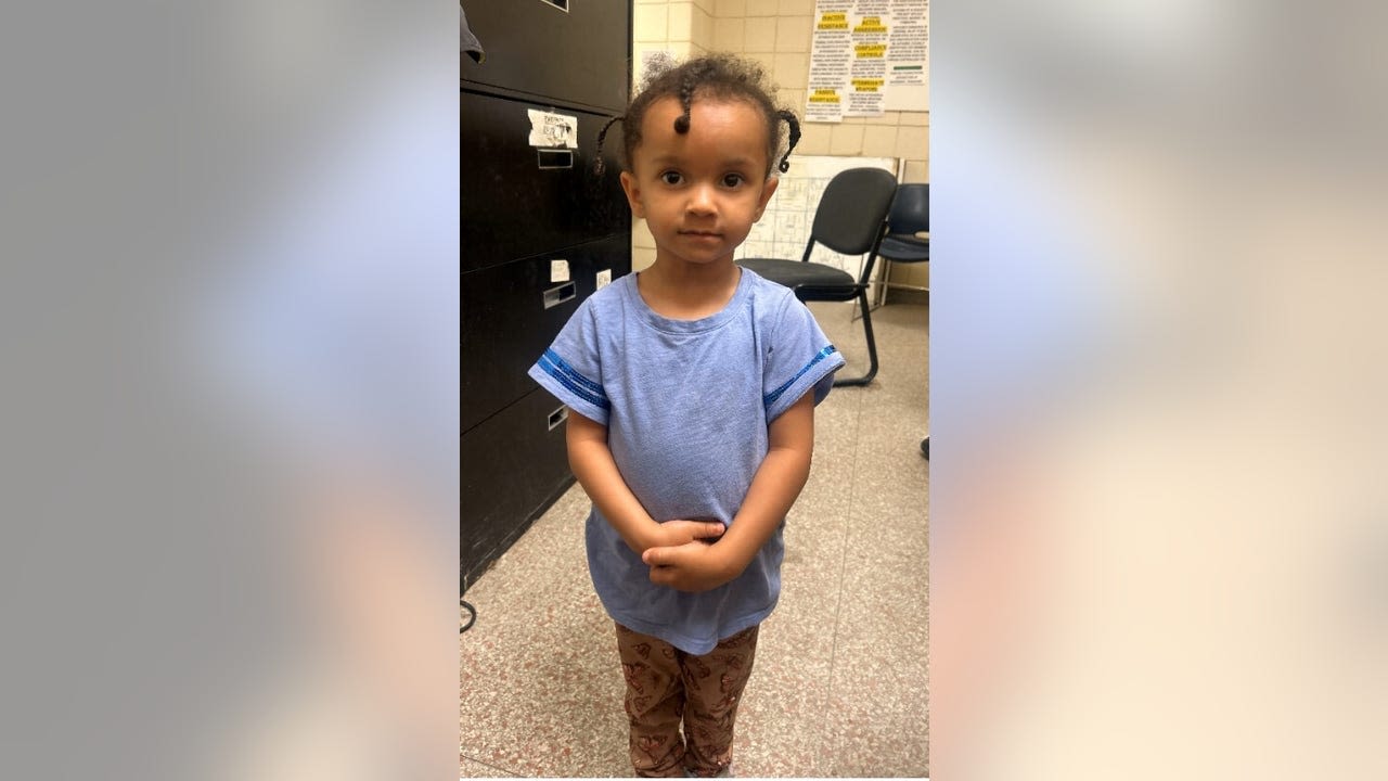Little girl found in Detroit reunited with parents