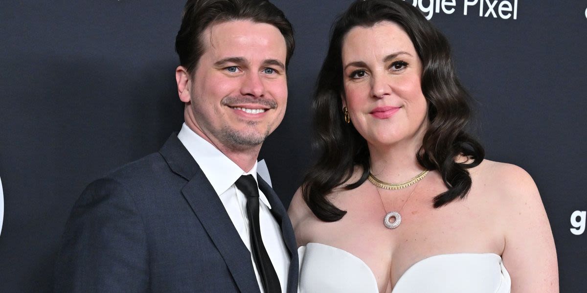 Melanie Lynskey Shares Funny Reason Why Jason Ritter's Proposal Was 'So Confusing'