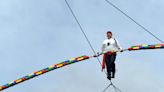 Wire-walker Nik Wallenda bringing new holiday circus show to Sarasota