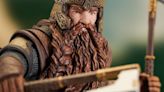 New The Lord of the Ring Statue Comes to DST with Gimli