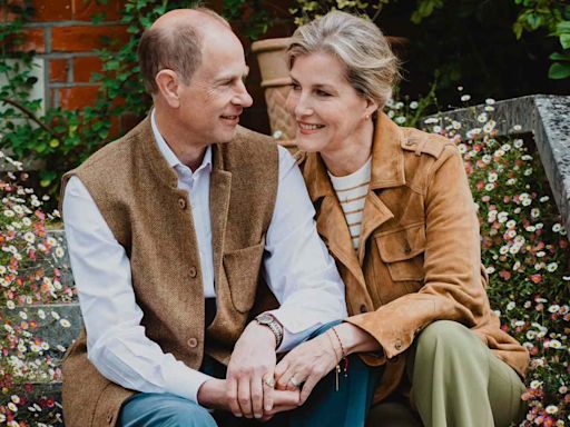 Prince Edward and Sophie Release Surprise Second Photo on 25th Wedding Anniversary