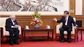 La sorpresiva reunión en Pekín del presidente Xi Jinping con Henry Kissinger, el exsecretario de Estado de EE.UU. de 100 años