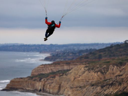 San Diego man dies from cliff fall at Black’s Beach in La Jolla