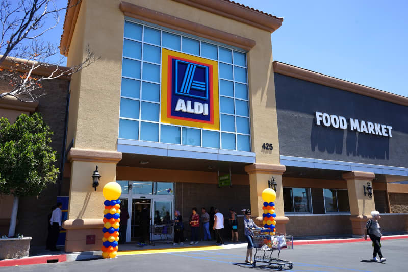 This “Cute” Aldi Accent Table Is Finally Back in Stock (It Looks 3x the Price!)