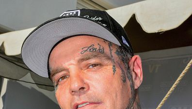 Murió Shifty Shellshock, vocalista de Crazy Town a los 49 años de edad; esto se sabe