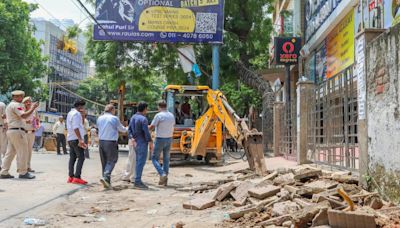 'Be it temple or dargah, illegal structures must go': SC on bulldozer action