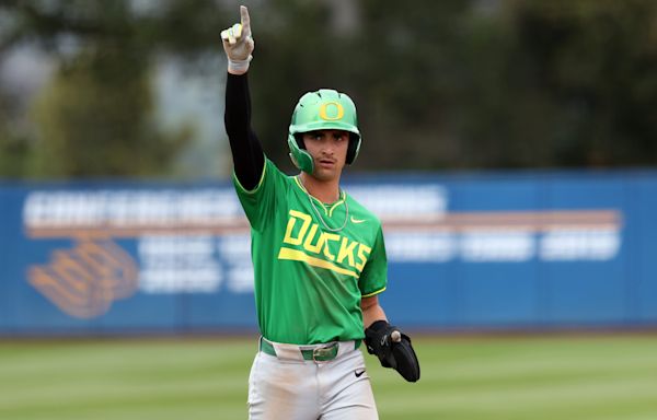 Oregon baseball advances to 2nd straight super regional for first time in school history