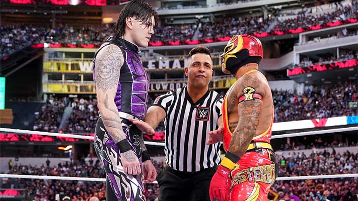 Rey Mysterio Willing To Put His Mask On The Line In A Match With Dominik Mysterio - PWMania - Wrestling News