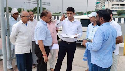 Gurugram DC inspects proposed ISBT land site on Dwarka Expressway