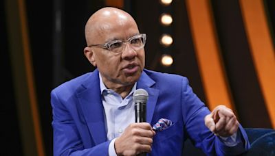 Darren Walker, president of Ford Foundation, will step down by the end of 2025 - WTOP News