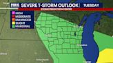 Wisconsin severe weather threat; tracking strong line of storms, lightning