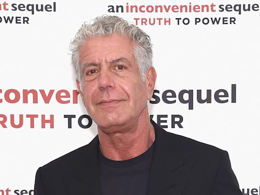 Anthony Bourdain's Favorite Cheesesteak Wasn't From Philly