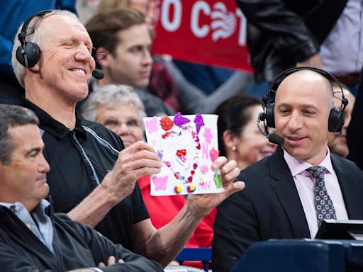 Bill Walton tribute: Dave Pasch shares hilarious messages in honor of broadcasting partner