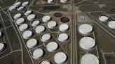 U.S. oil stocks at Cushing delivery hub hit 2-year peak