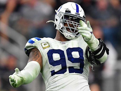 Colts DeForest Buckner Injured in Loss to Texans