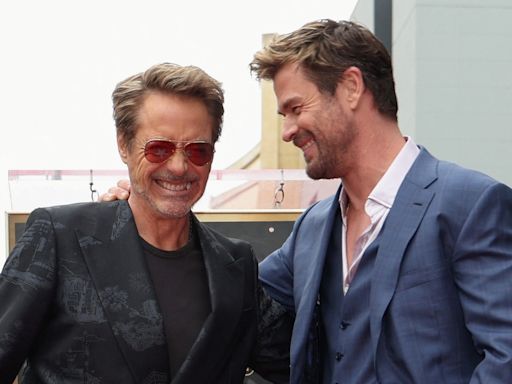 El faltoso discurso de Robert Downey Jr. a Chris Hemsworth donde se burla de él con ayuda de todos los Vengadores