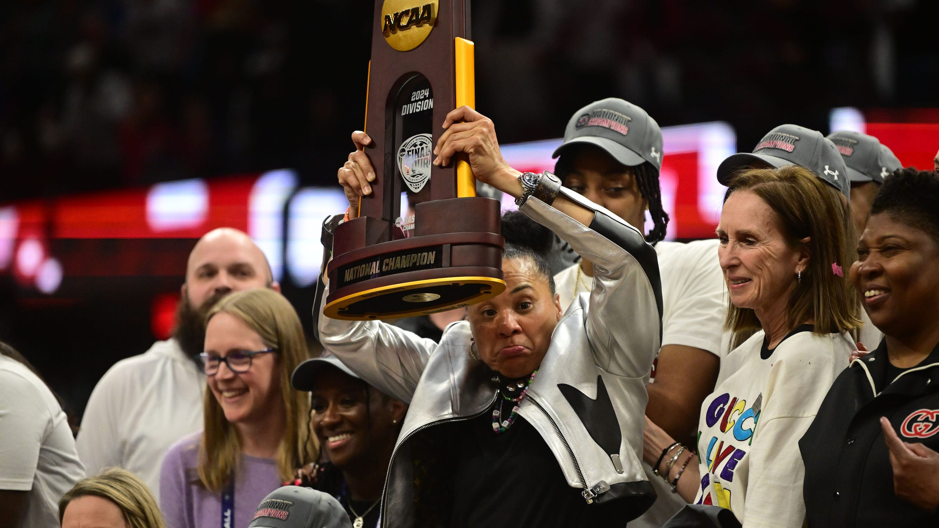Dawn Staley: South Carolina hosting first WNBA exhibition on a college campus 'what our sport needs'