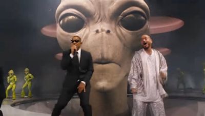 Will Smith Joins J. Balvin at Coachella for ‘Men in Black’ Performance